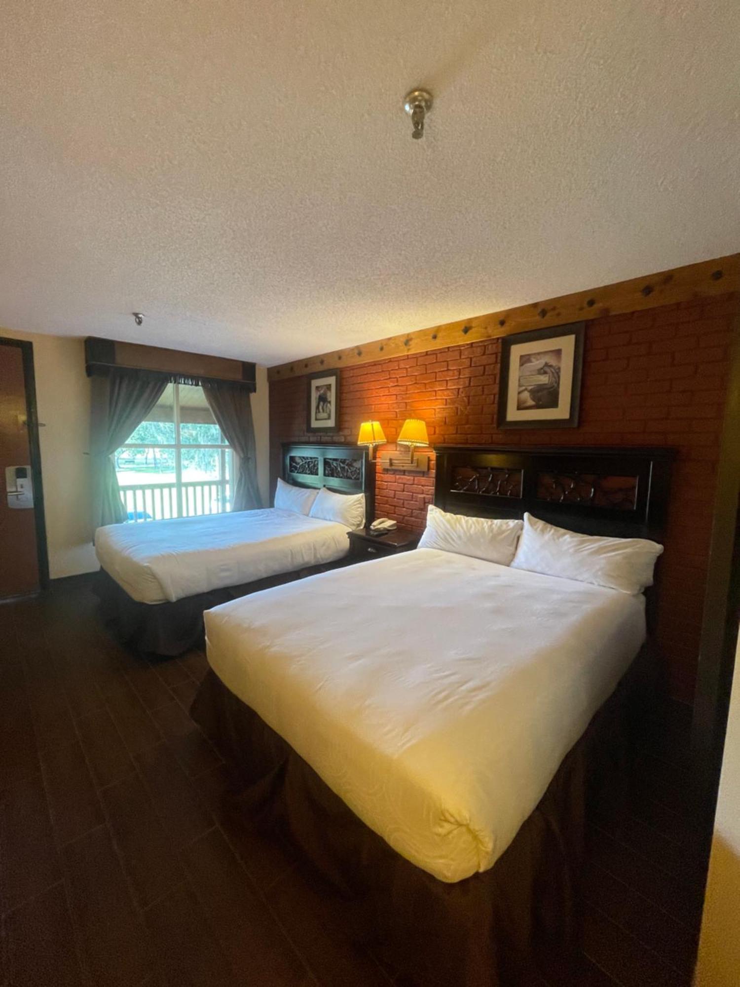 Family Friendly Suite! Arcadegame Inside River Ranch Exterior photo